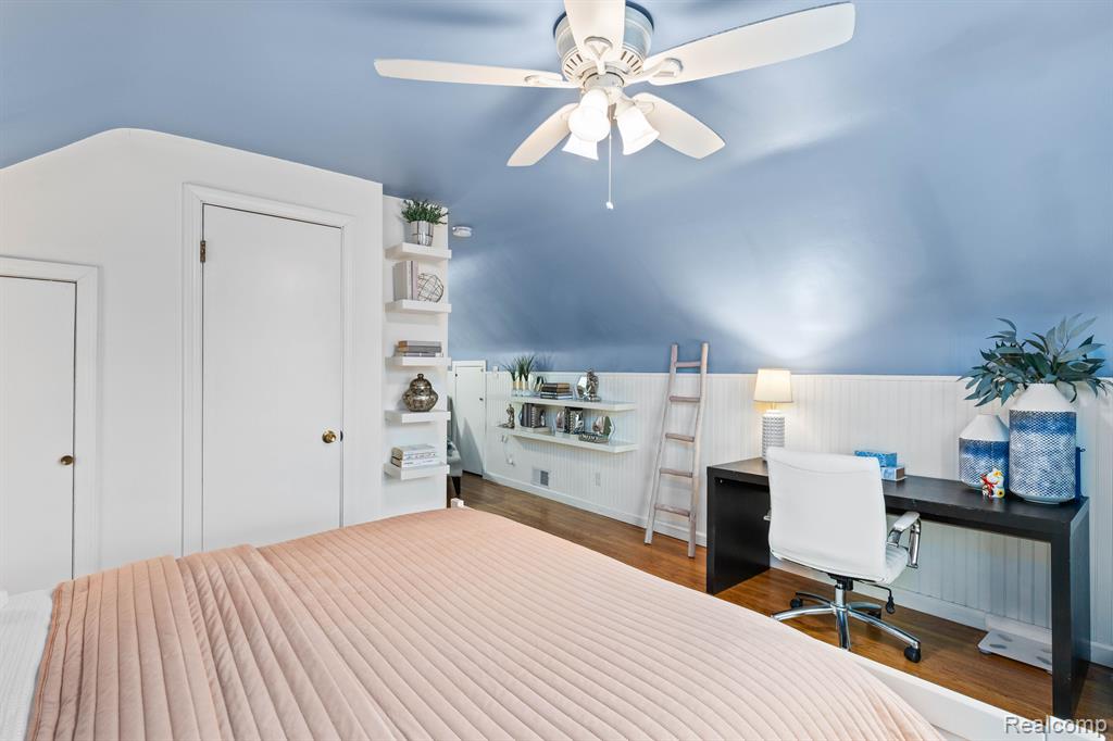 710 N VERNON Street, Dearborn, MI 48128 — Photo 22