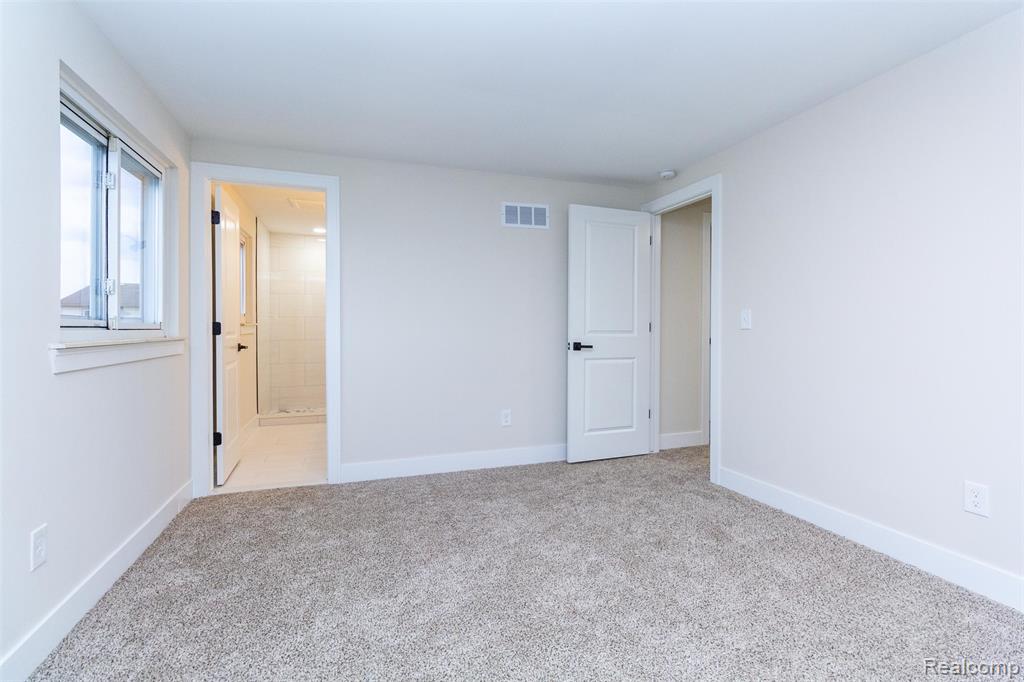 46376 Meadow Lane, Macomb, MI 48044 — Photo 18