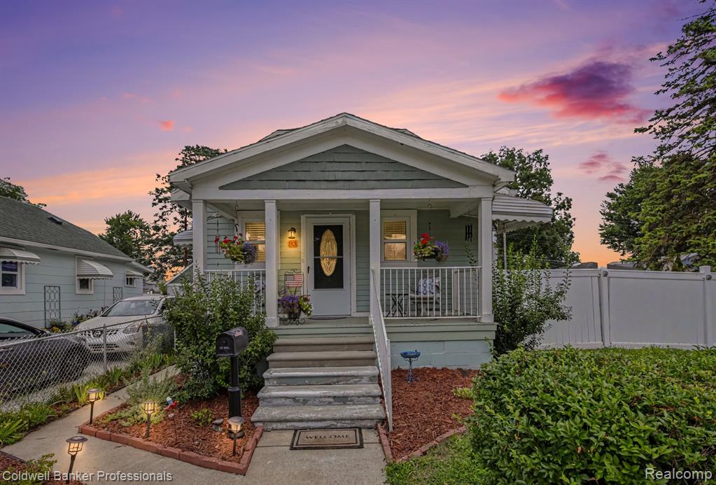 83 Gibbs Street, Mount Clemens, MI 48043