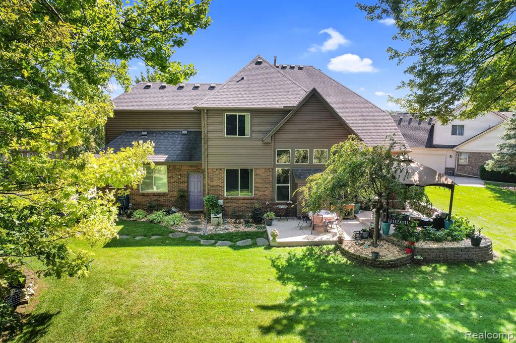 44347 LA DOMAIN Drive, Sterling Heights, MI 48314 — Photo 39