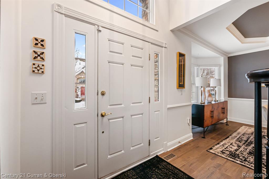 26024 Island Lake Drive, Novi, MI — Photo 10