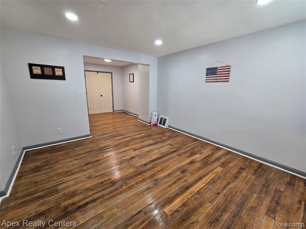7671 - 7675 Evergreen Avenue, Detroit, MI 48228 — Photo 29
