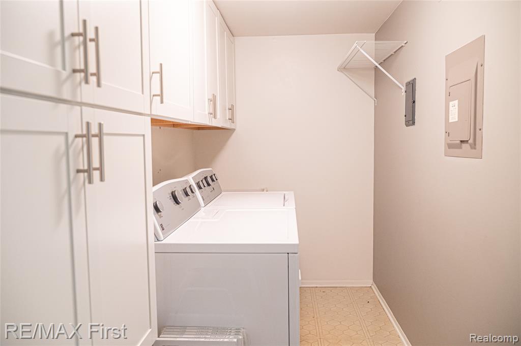 17865 University Park Drive, Livonia, MI 48152 — Photo 35