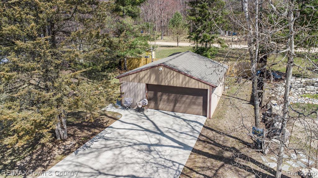 4071 LAKESIDE Drive, Beaverton, MI 48612 — Photo 2