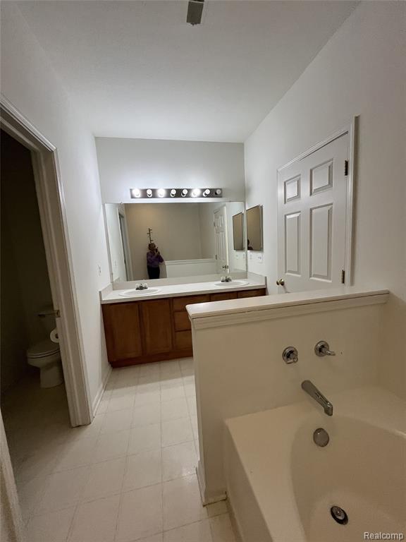 8133 Autumn Woods Trail, Ypsilanti, MI 48198 — Photo 21