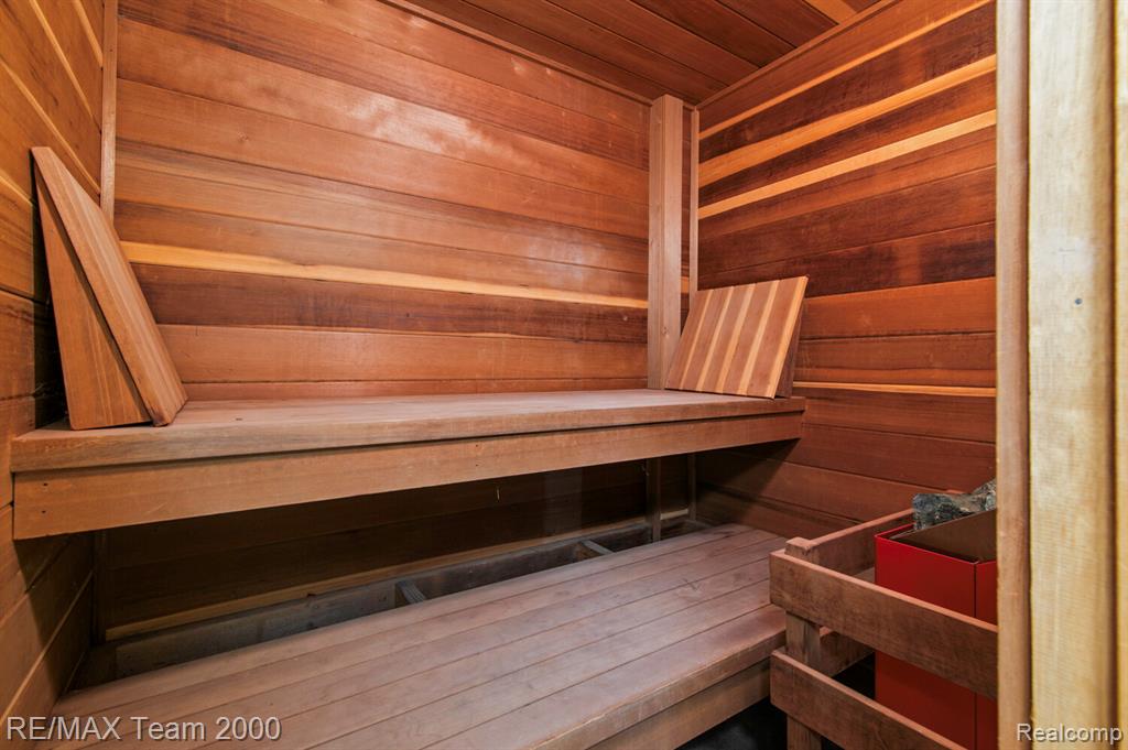 2171 S 7th Street, Ann Arbor, MI 48103 — Photo 41
