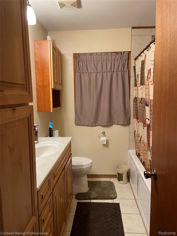 3886 Poit Drive, Lapeer, MI 48446 — Photo 18