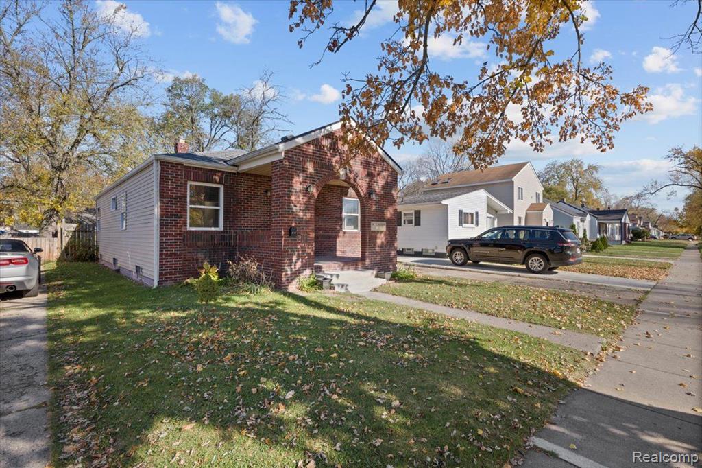 567 E MADISON Avenue, Pontiac, MI 48340 — Photo 3