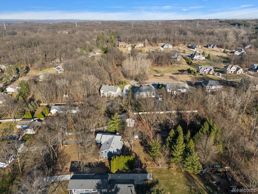 5621 SALLY Road, Clarkston, MI 48348 — Photo 76