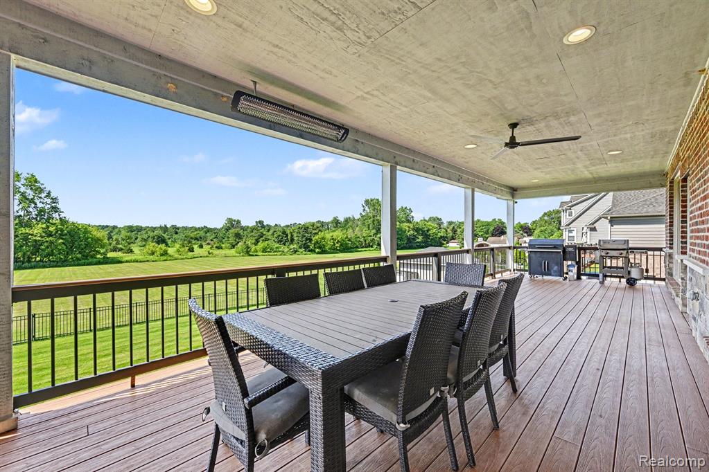 2943 Sleeth Road, Commerce Twp, MI 48382 — Photo 41