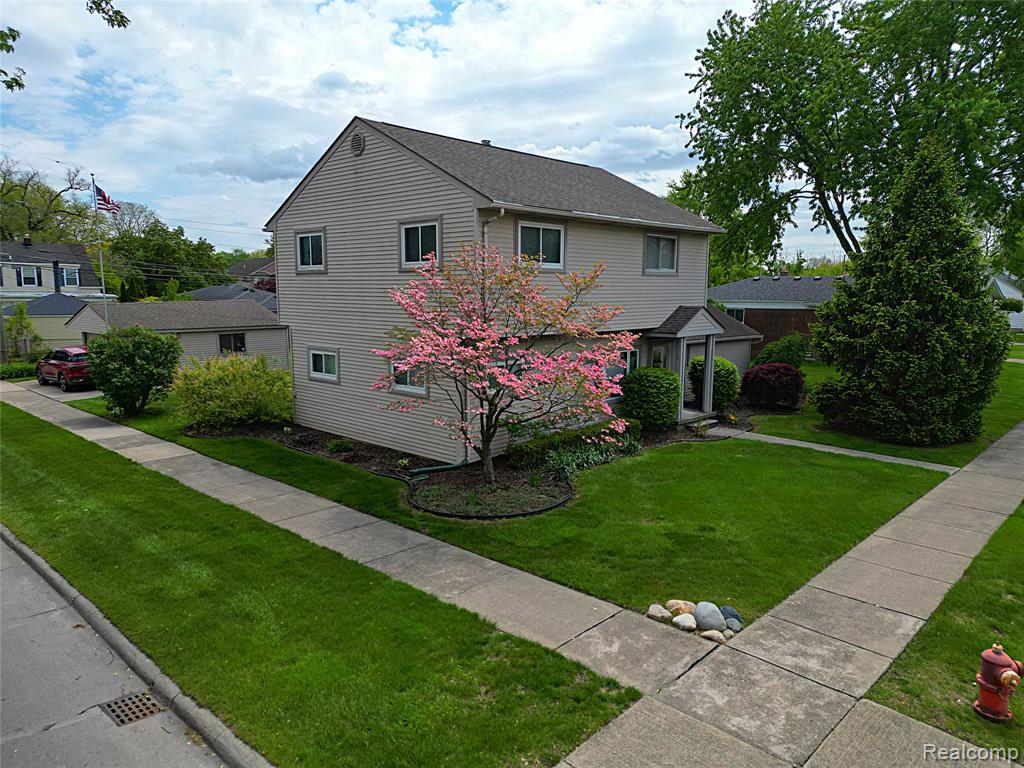 6964 Norborne Avenue, Dearborn Heights, MI 48127 — Photo 3