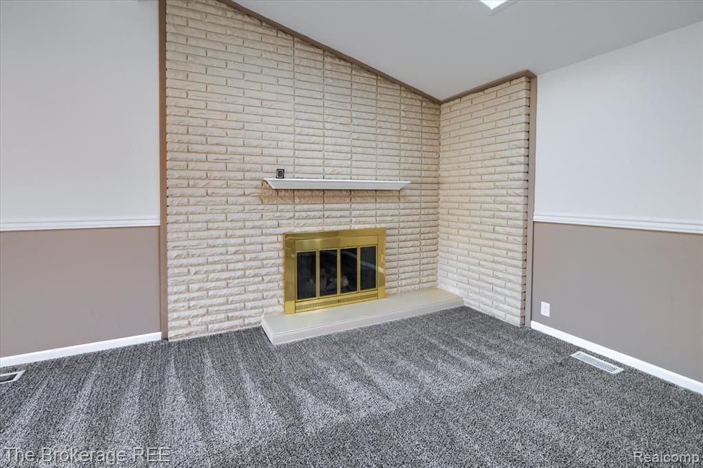 527 Amesbury Drive, Davison, MI 48423 — Photo 13