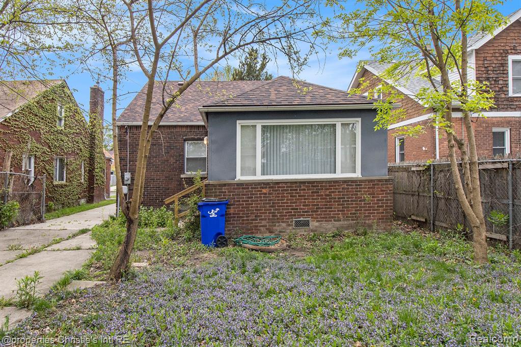 5236 BEDFORD Street, Detroit, MI 48224 — Photo 19