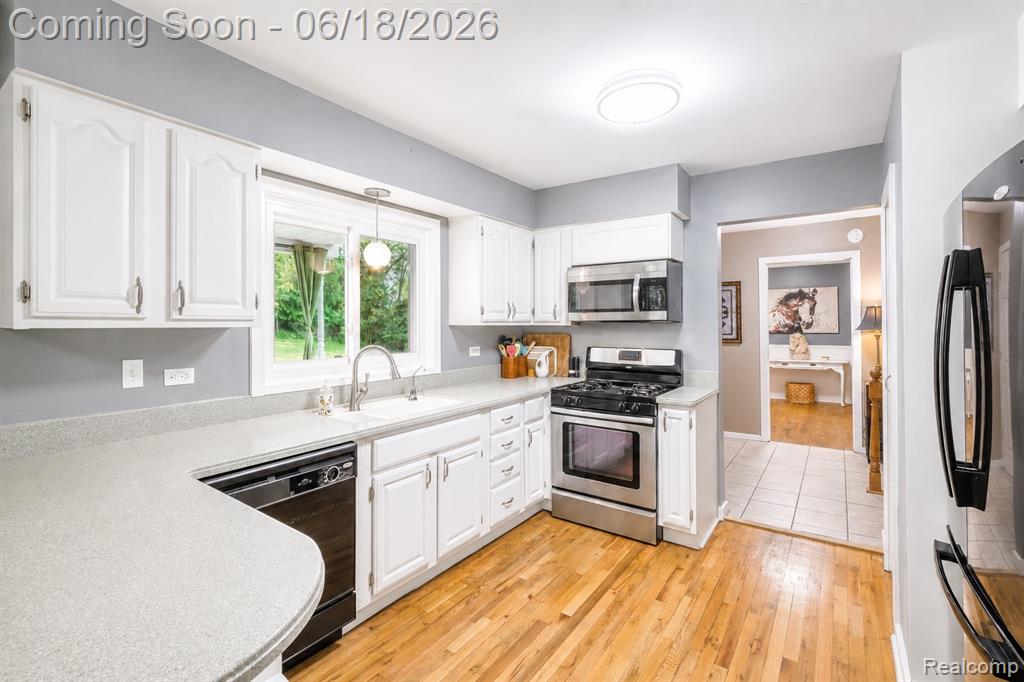 9991 Marshall Road, South Lyon, MI 48178 — Photo 6