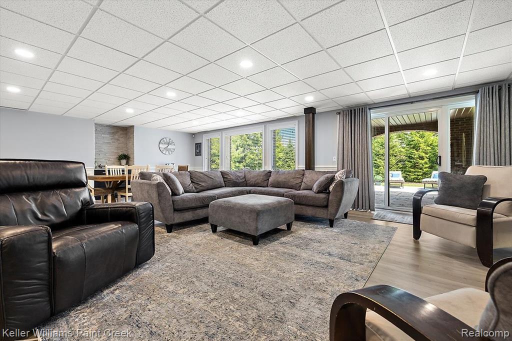 5343 Carlisle Court, Rochester, MI 48306 — Photo 35