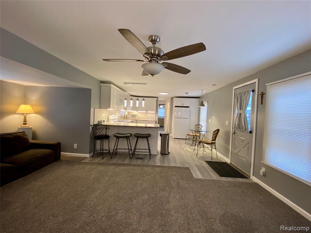 679 Menominee Drive, Howell, MI 48843 — Photo 4