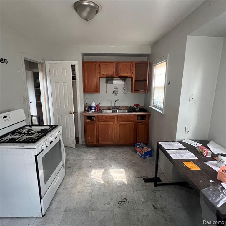 2969 S Bassett Street, Detroit, MI 48217 — Photo 9