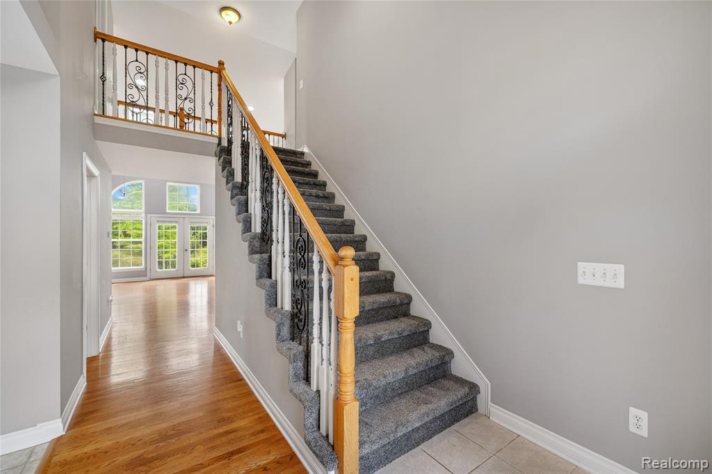 20798 Oak Ridge Drive, Clinton Twp, MI 48036 — Photo 3