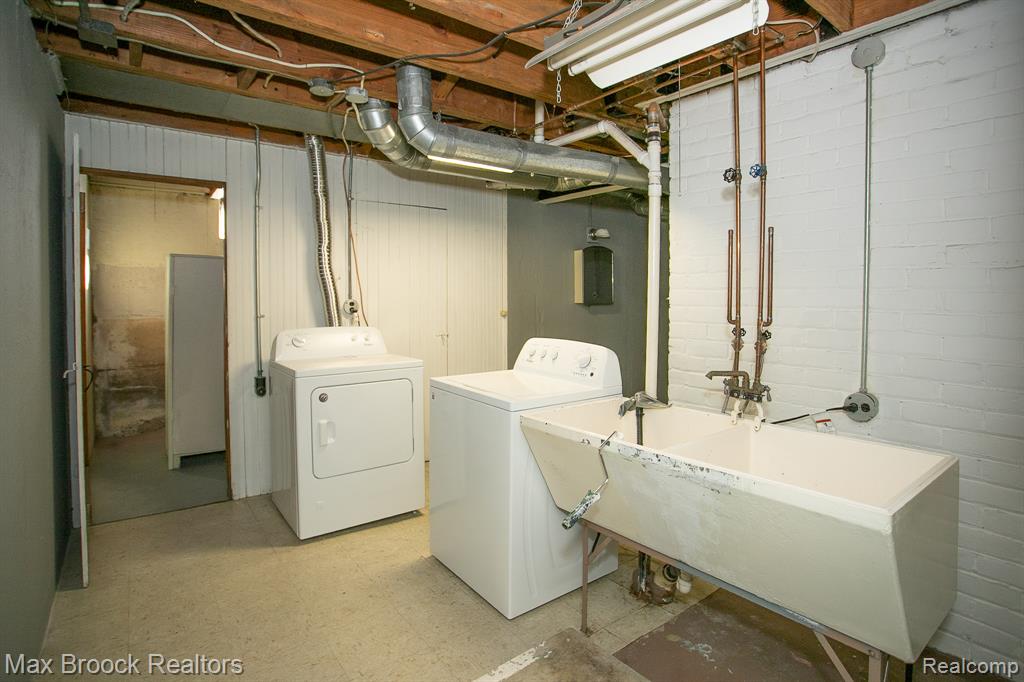 10034 Lasalle Boulevard, Huntington Woods, MI — Photo 37