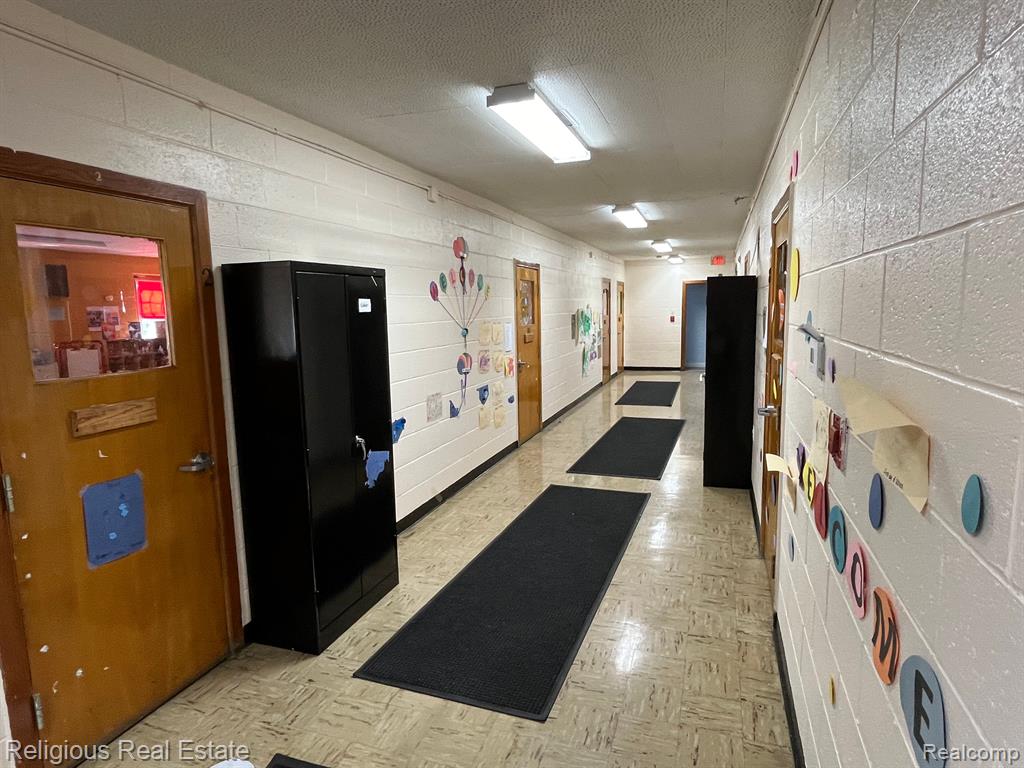 18700 JOY Road - Photo 4