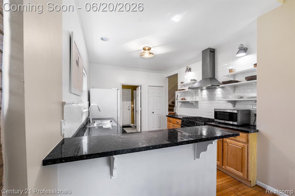 3305 Grove Lane, Auburn Hills, MI 48326 — Photo 16