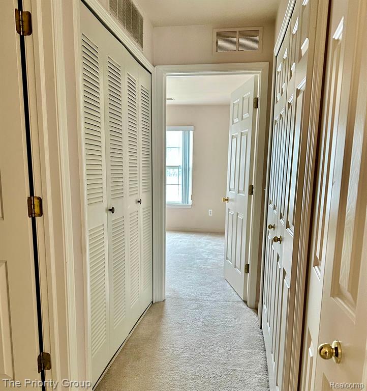 54609 MONARCH Drive, Shelby Twp, MI 48316 — Photo 17