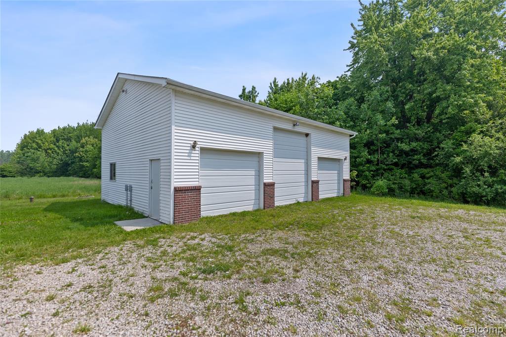 12172 Rynn Road, Emmett, MI 48022 — Photo 34