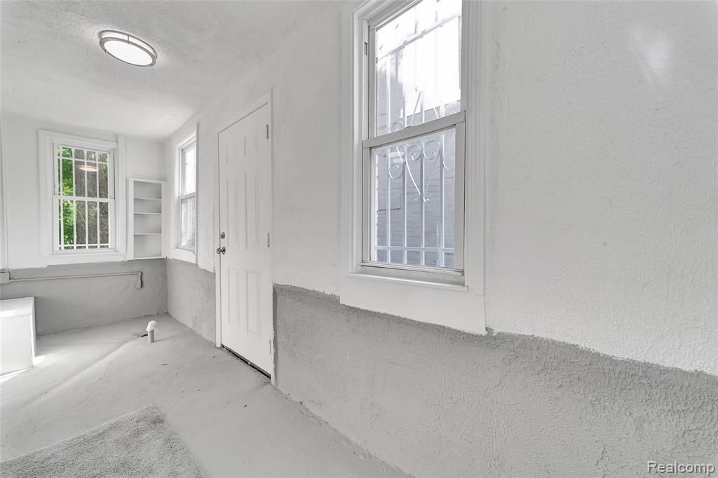 20885 Westview Avenue, Ferndale, MI 48220 — Photo 34