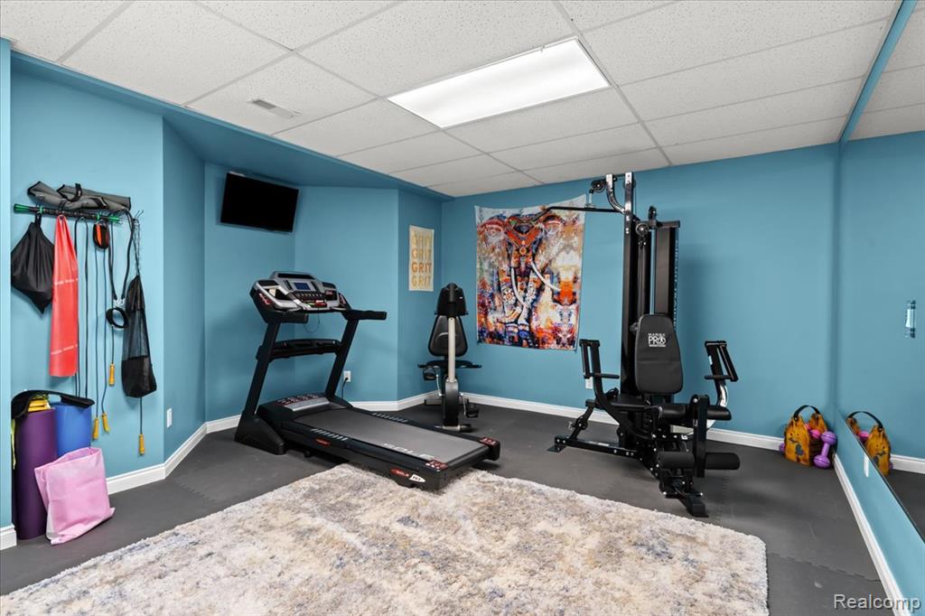 9050 Cascade Drive, South Lyon, MI 48178 — Photo 39