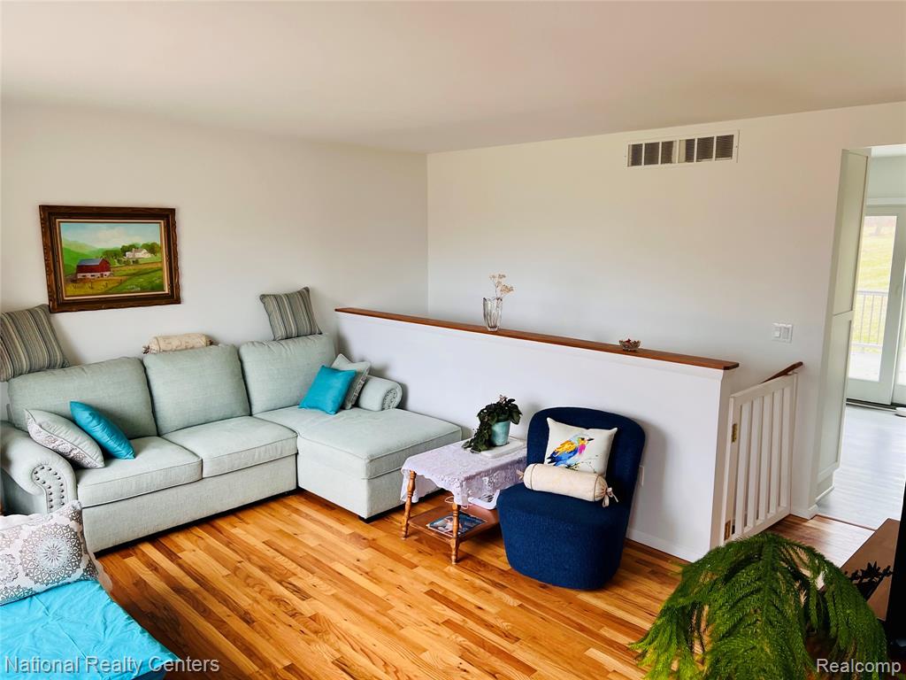1900 N Hughes Road, Howell, MI 48843 — Photo 18