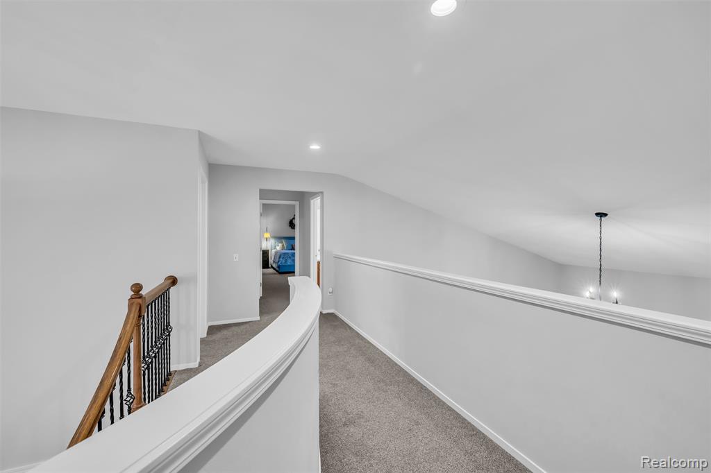45077 Roundview Drive, Novi, MI — Photo 32