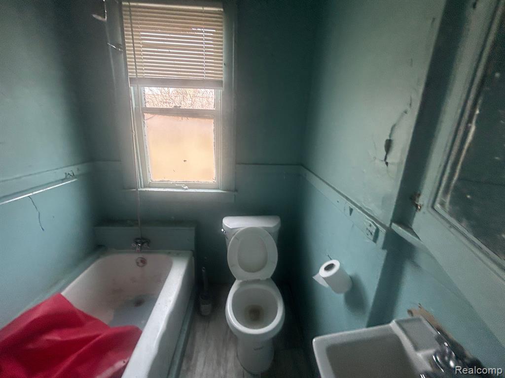 4548 COOPER Street, Detroit, MI 48214 — Photo 55