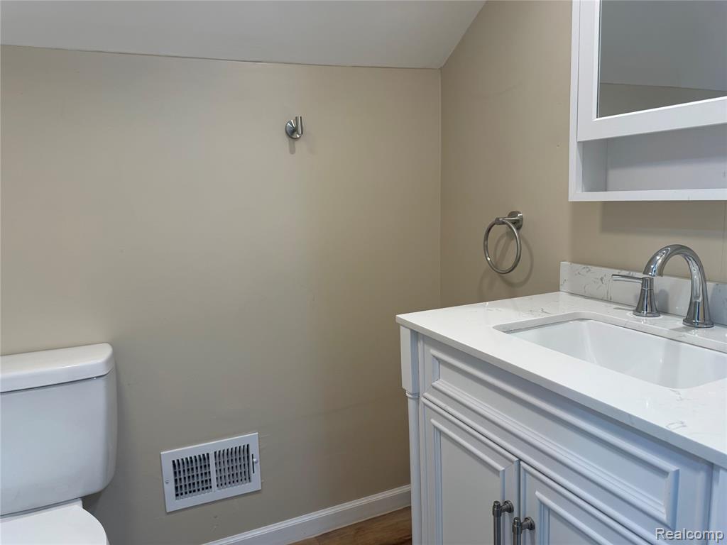 5085 Grayton Street, Detroit, MI 48224 — Photo 17
