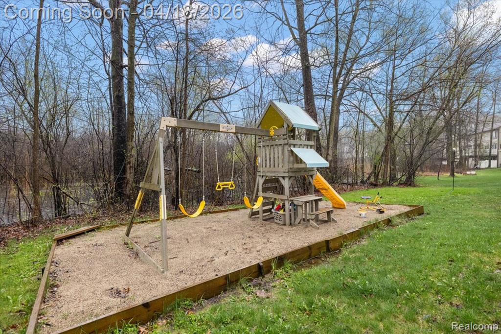 1133 Walloon Way, Lake Orion, MI — Photo 60