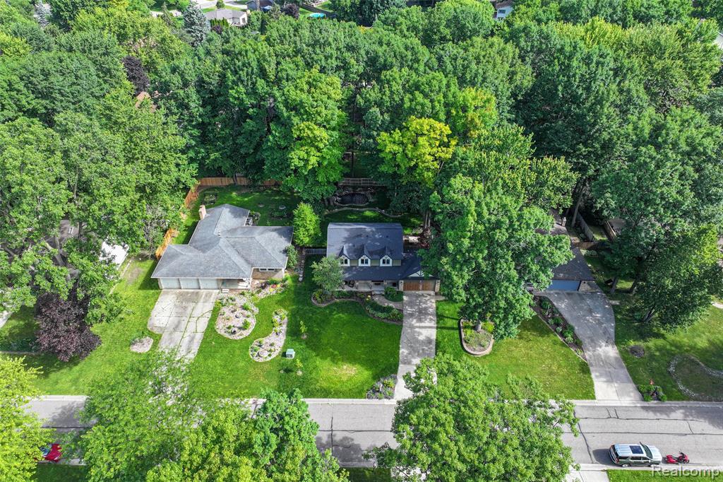 5327 Olde Saybrooke Road, Grand Blanc, MI 48439 — Photo 45