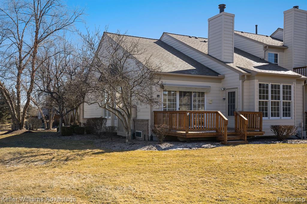 39547 CHAMPION Court, Northville, MI 48168 — Photo 5