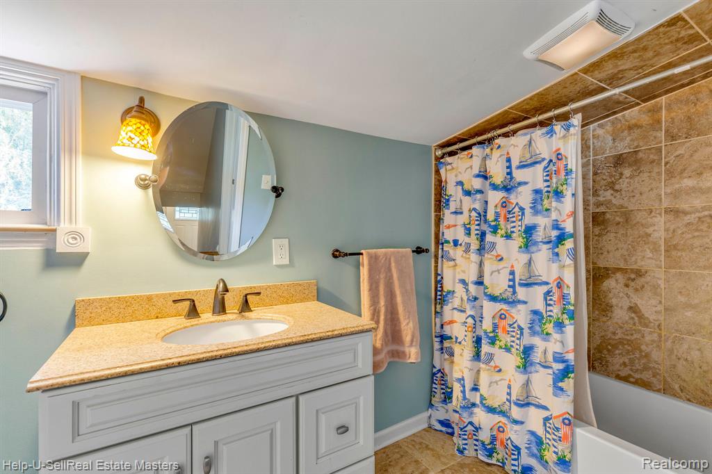 504 Garfield Street, Port Huron, MI 48060 — Photo 12