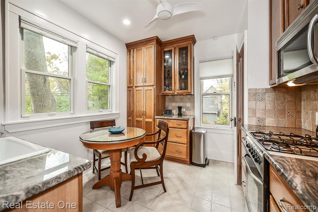 711 MINER Street, Ann Arbor, MI 48103 — Photo 15