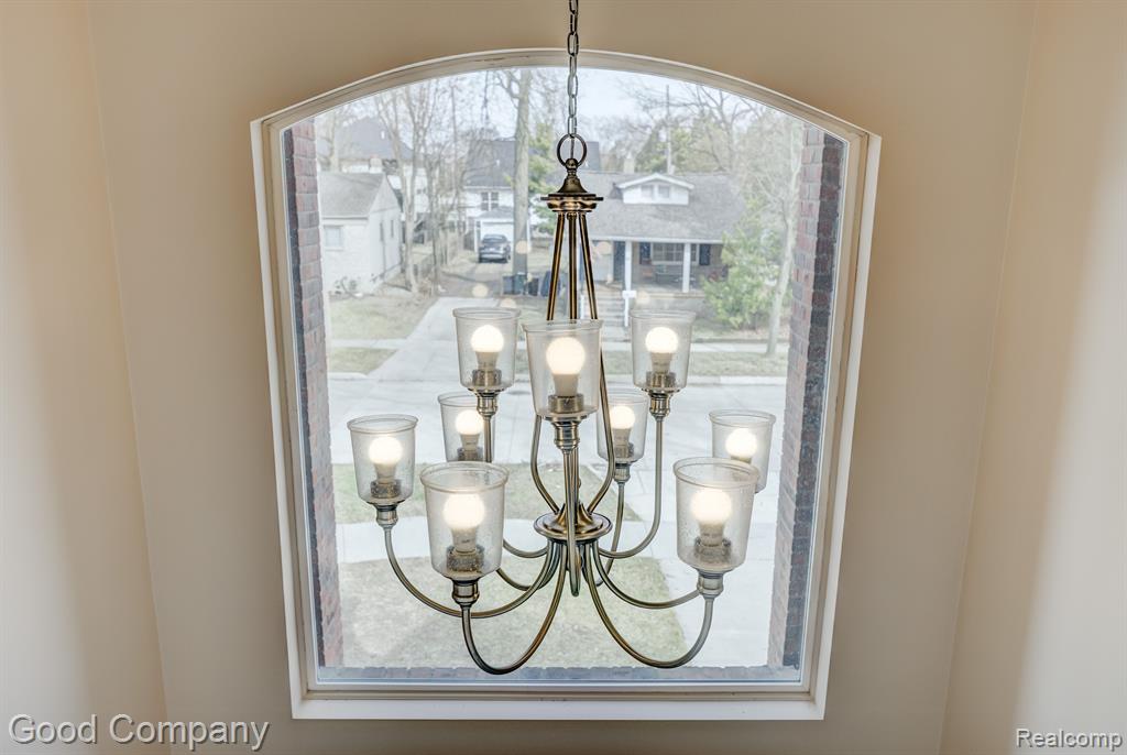 68 FAIRWOOD Street, Ferndale, MI 48220 — Photo 30