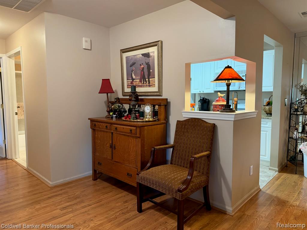 5349 Brookemonte Circle, Rochester, MI 48306 — Photo 10