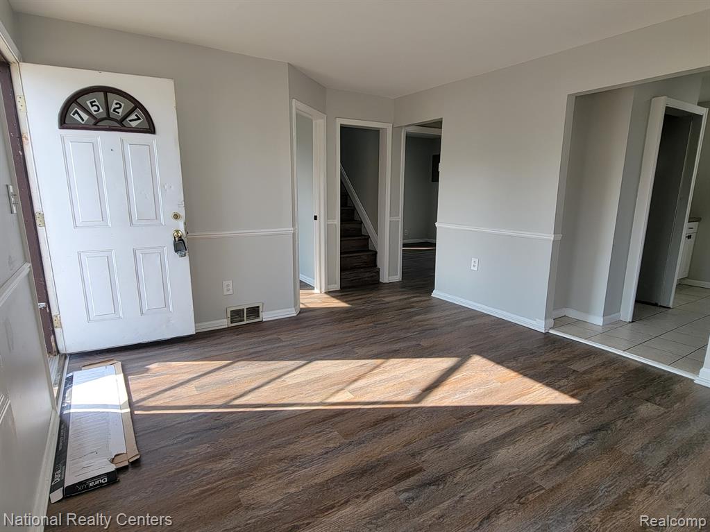 7527 Ford Avenue, Warren, MI 48091 — Photo 3