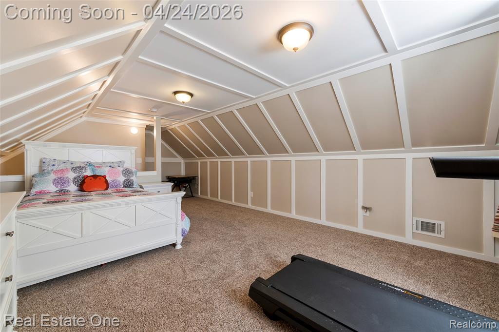 1963 Beverly Street, Sylvan Lake, MI 48320 — Photo 45
