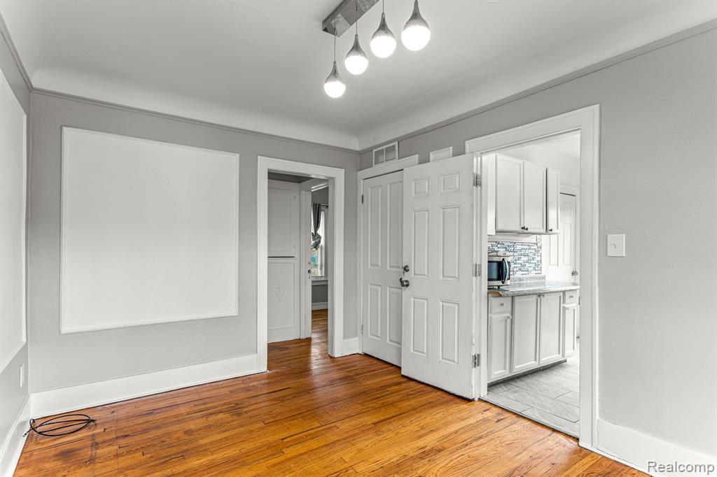 5002 MEAD Street, Dearborn, MI 48126 — Photo 5