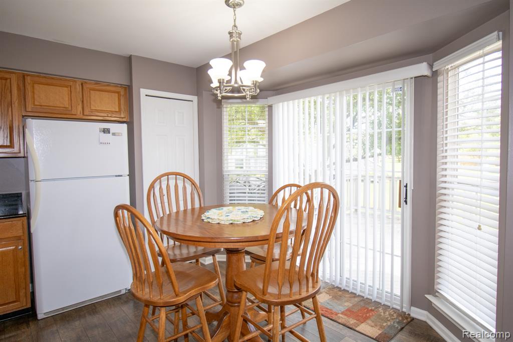 4102 Hunters Circle E, Canton, MI 48188 — Photo 12