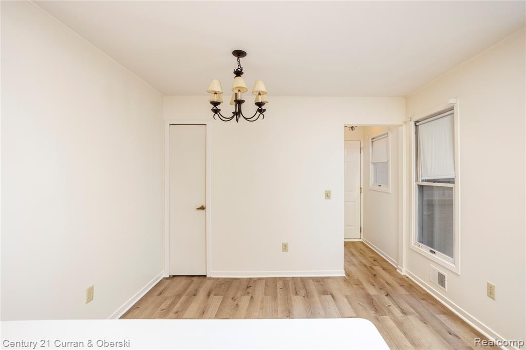 9429 Westwind Drive, Livonia, MI 48150 — Photo 15