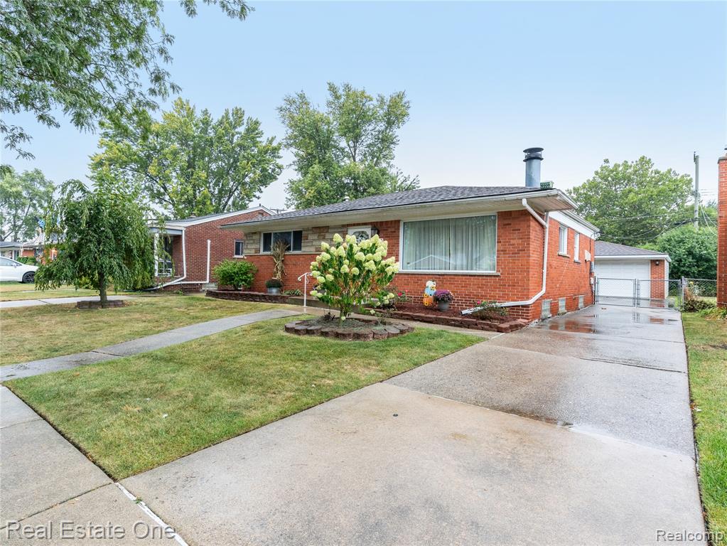 8157 Gary Avenue, Westland, MI — Photo 25