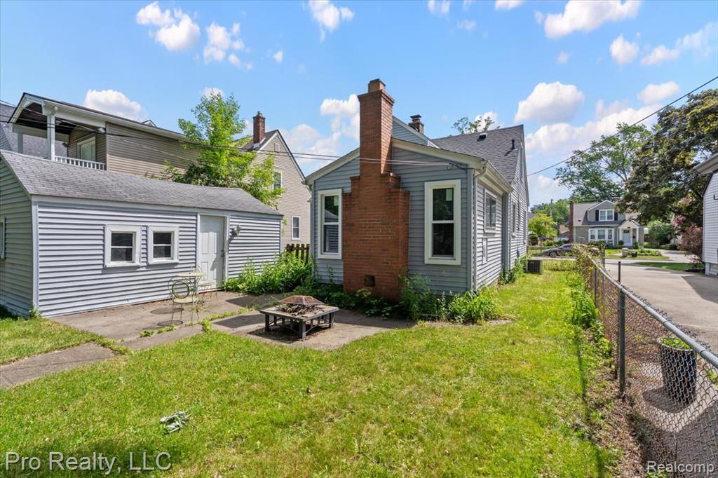 715 N Altadena Avenue, Royal Oak, MI 48067 — Photo 30