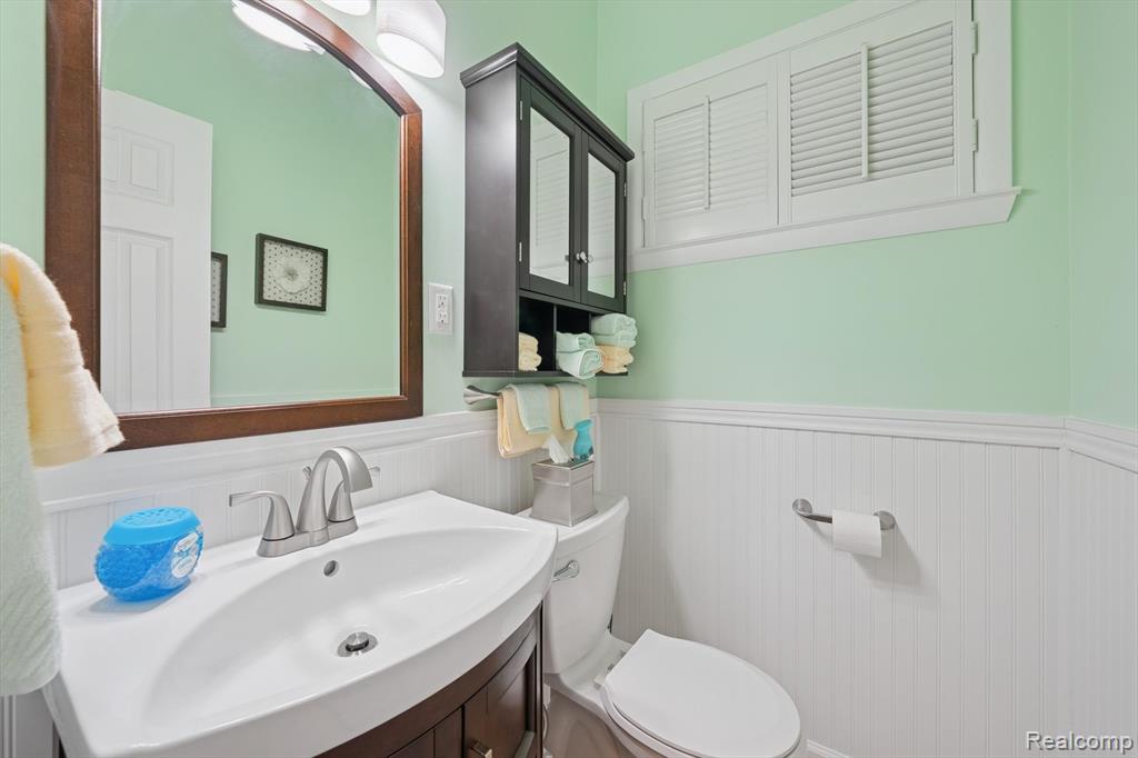 14240 Stratford Street, Riverview, MI 48193 — Photo 31
