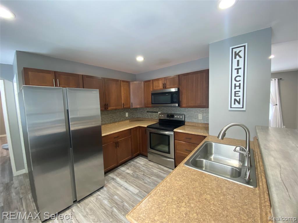 1418 Houston Drive, Swartz Creek, MI 48473 — Photo 2