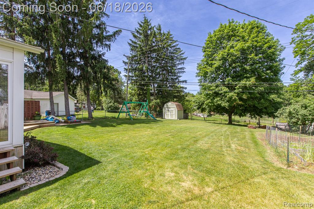 880 Joslyn Road, Lake Orion, MI 48362 — Photo 35